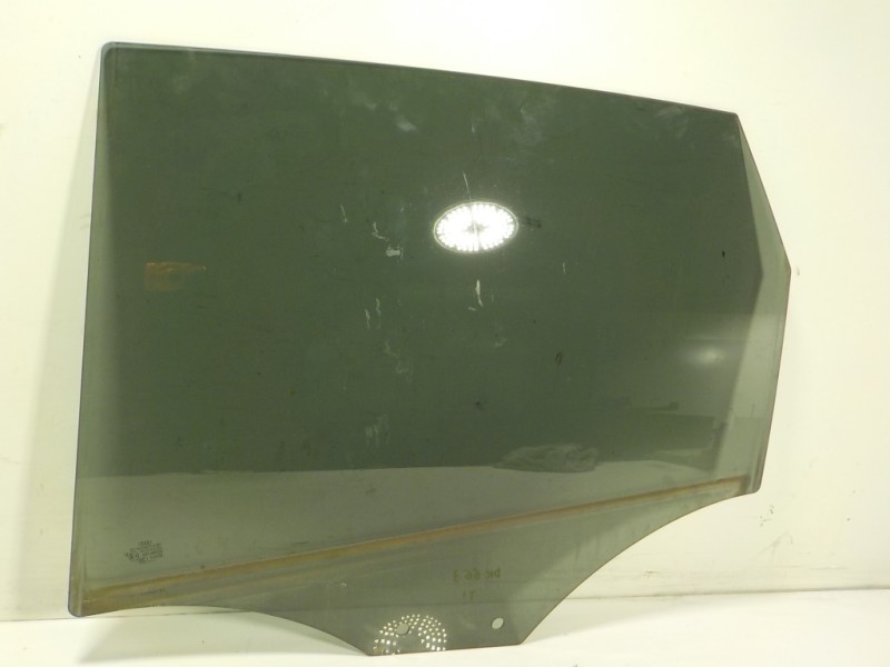 Recambio de cristal puerta trasero izquierdo para audi q5 (8r) 3.0 tdi referencia OEM IAM 8R0845205G  