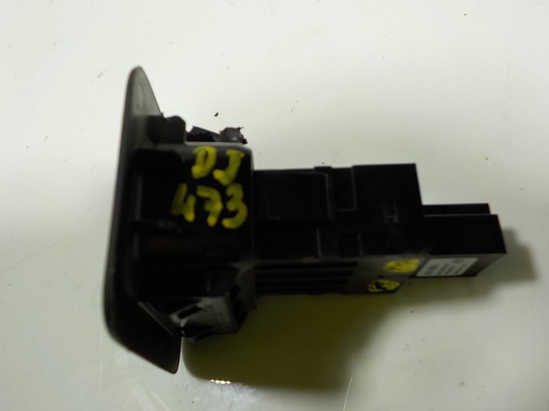 Recambio de modulo electronico para mazda 3 berlina (bp) evolution referencia OEM IAM  BEMD66660A 