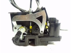 Recambio de cerradura puerta trasera derecha para ssangyong rodius 2.2 td cat referencia OEM IAM    2