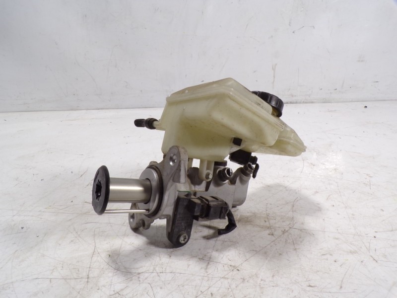 Recambio de bomba freno para seat arona 1.0 tsi referencia OEM IAM 5Q1614019ACREP  