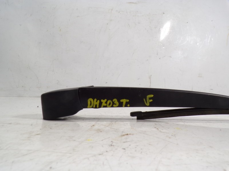 Recambio de brazo limpia trasero para seat arona 1.0 tsi referencia OEM IAM 6R6955707B  