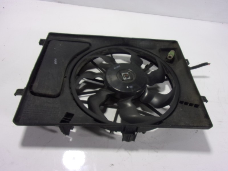 Recambio de electroventilador para kia cee´d 1.6 gdi cat referencia OEM IAM 25380A6200 25304A6600 G660605150