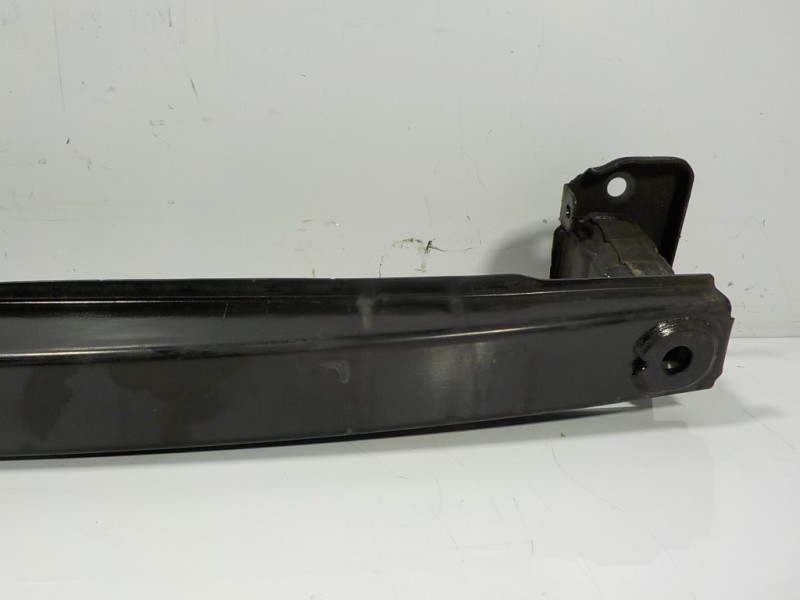 Recambio de refuerzo paragolpes delantero para skoda rapid 1.6 tdi dpf referencia OEM IAM 5JA807109A  