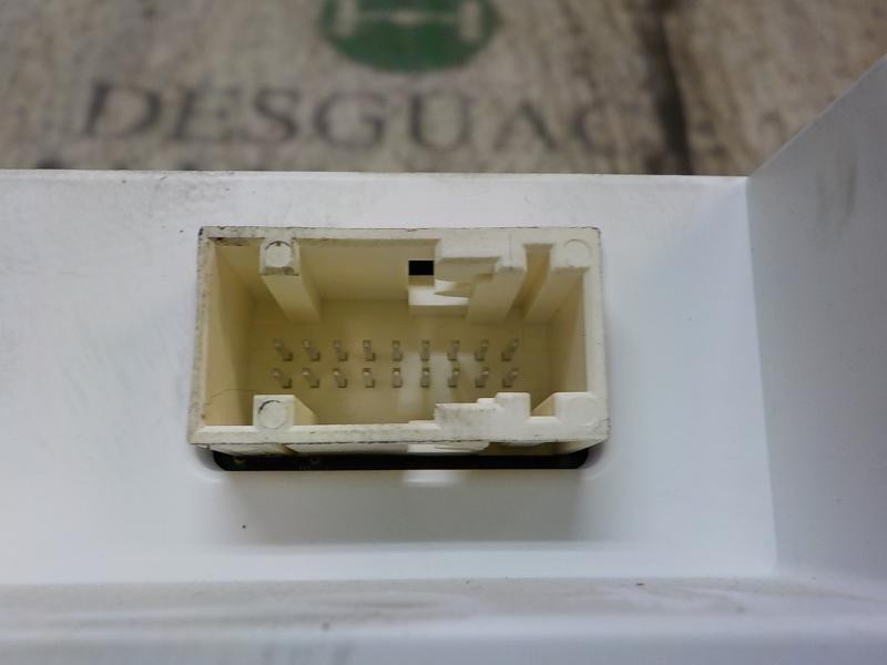 Recambio de cuadro instrumentos para peugeot 308 1.6 hdi referencia OEM IAM 9807588280 9807588280 