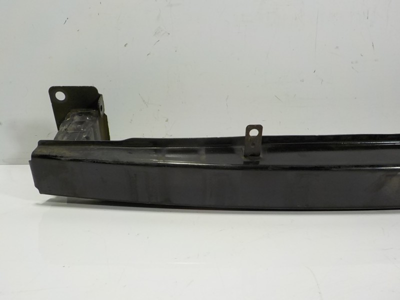 Recambio de refuerzo paragolpes delantero para skoda rapid 1.6 tdi dpf referencia OEM IAM 5JA807109A  