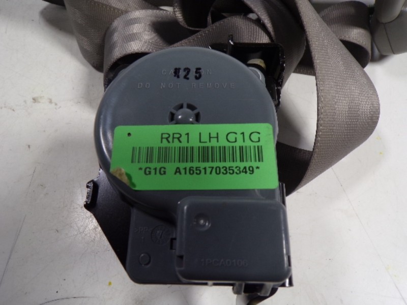Recambio de cinturon seguridad trasero izquierdo para ssangyong rodius 2.2 td cat referencia OEM IAM   