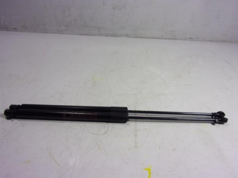 Recambio de amortiguadores maletero / porton para toyota c-hr 132 kw referencia OEM IAM 68950F4052  