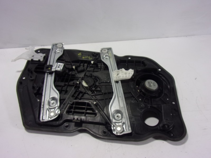 Recambio de elevalunas delantero derecho para kia cee´d 1.6 gdi cat referencia OEM IAM 82460A2010 82480A2311 