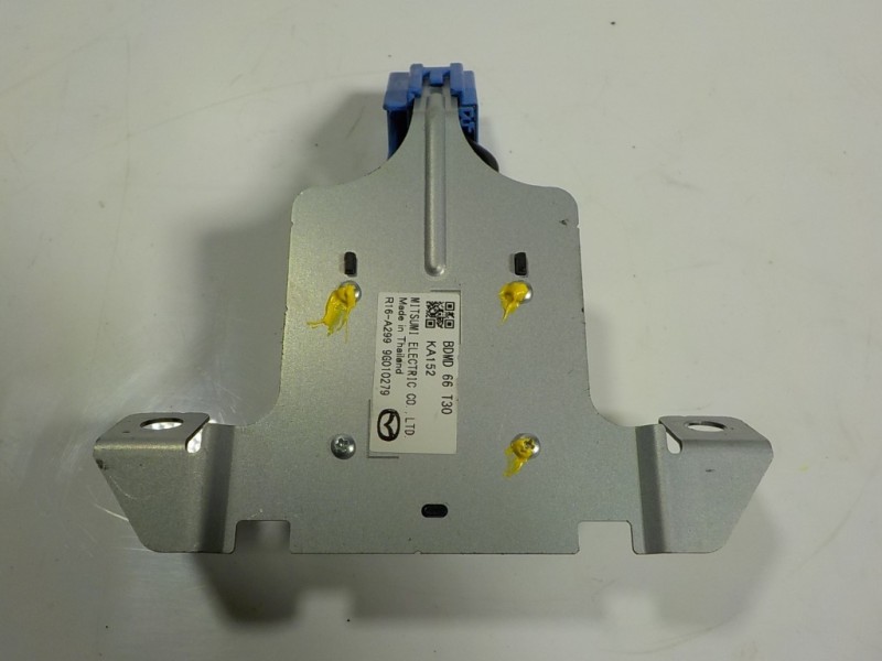 Recambio de modulo electronico para mazda 3 berlina (bp) evolution referencia OEM IAM  BDMD66T30 