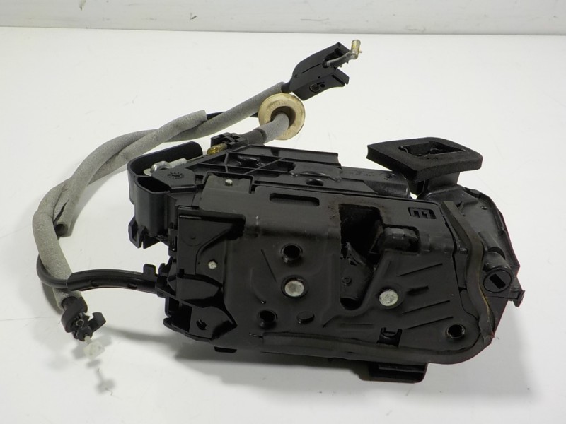 Recambio de cerradura puerta delantera derecha para seat ibiza (kj1) 1.0 referencia OEM IAM 5TB837016A B6A5TB837016A 