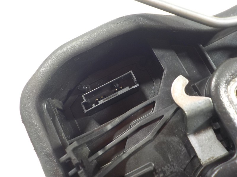 Recambio de cerradura puerta delantera derecha para bmw x1 (e84) sdrive 20d referencia OEM IAM 51217229458 7229458 