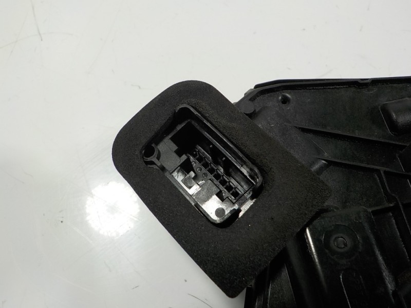 Recambio de cerradura puerta delantera derecha para seat ibiza (kj1) 1.0 referencia OEM IAM 5TB837016A B6A5TB837016A 