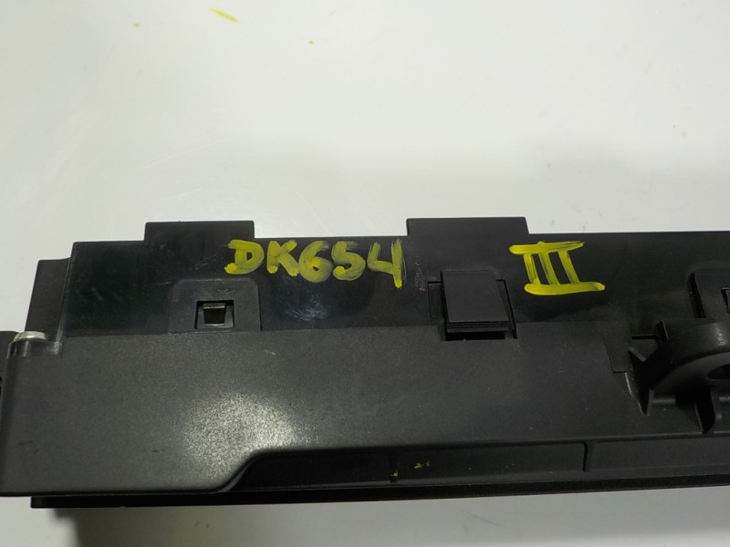 Recambio de modulo electronico para mazda 2 lim. () 1.5 16v cat referencia OEM IAM  BHR155260 