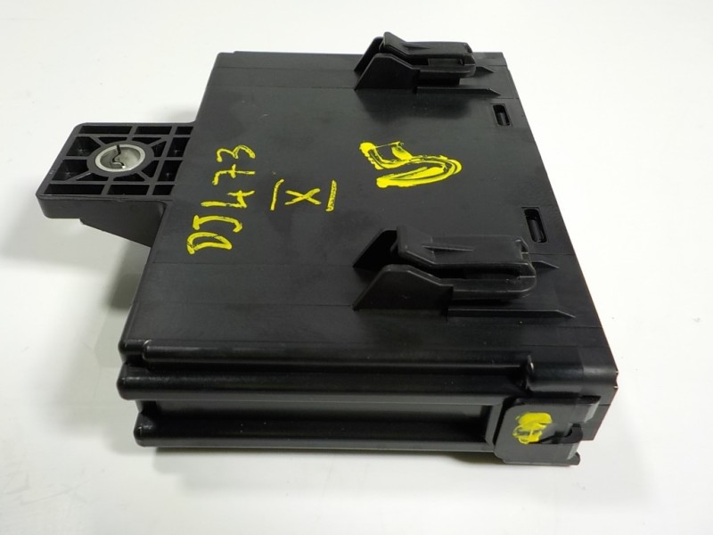 Recambio de modulo electronico para mazda 3 berlina (bp) evolution referencia OEM IAM  BCKA675M0D 