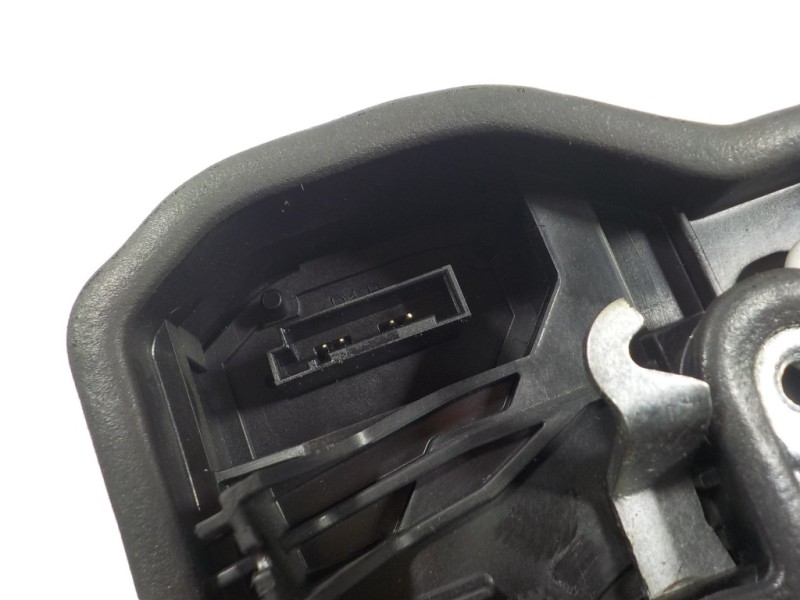 Recambio de cerradura puerta trasera derecha para bmw x1 (e84) sdrive 20d referencia OEM IAM 51227229460 7229460 