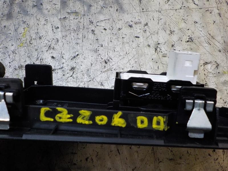 Recambio de mando elevalunas delantero derecho para peugeot 308 1.6 hdi referencia OEM IAM 96762292ZD  