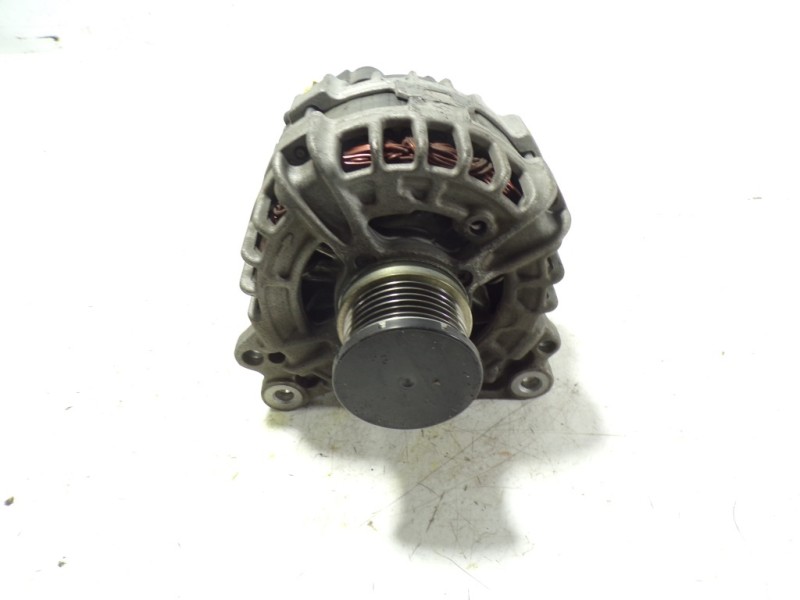 Recambio de alternador para volkswagen caddy furgón/kombi 2.0 tdi referencia OEM IAM 04L903024S 04L903024S 