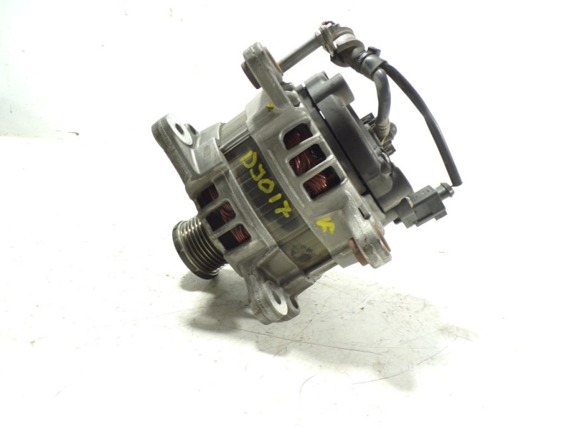 Recambio de alternador para volkswagen caddy furgón/kombi 2.0 tdi referencia OEM IAM 04L903024S 04L903024S 