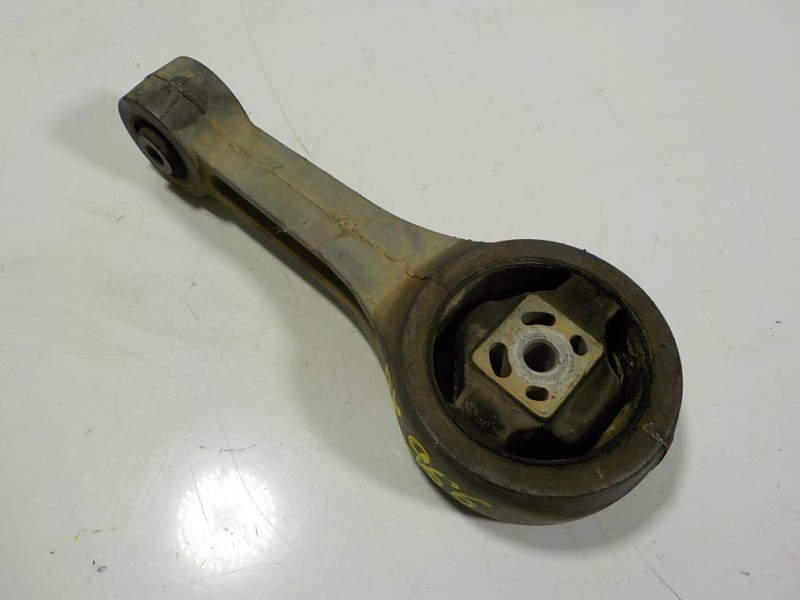 Recambio de soporte cambio para skoda rapid 1.6 tdi dpf referencia OEM IAM 6Q0199851AP  