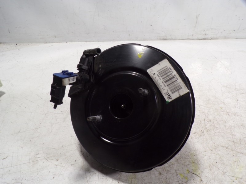 Recambio de servofreno para citroën c4 cactus 1.2 12v vti referencia OEM IAM 1609894980 9811514380 