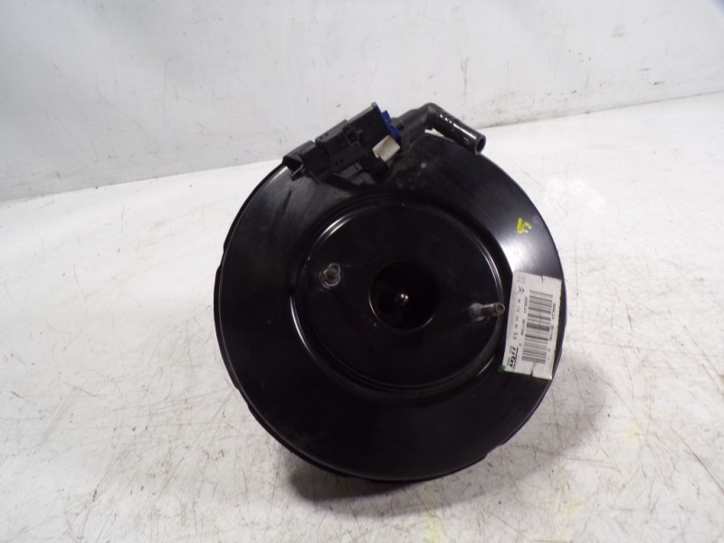 Recambio de servofreno para citroën c4 cactus 1.2 12v vti referencia OEM IAM 1609894980 9811514380 