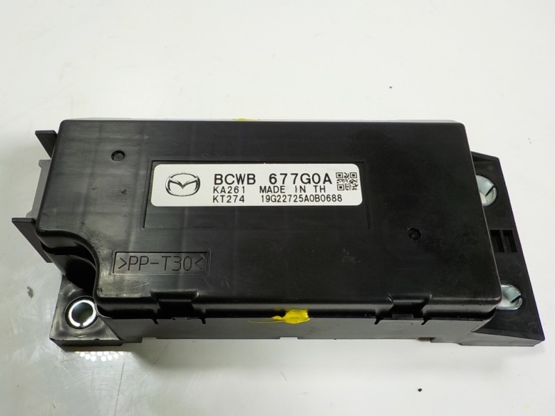 Recambio de modulo electronico para mazda 3 berlina (bp) evolution referencia OEM IAM  BCWB677G0A 