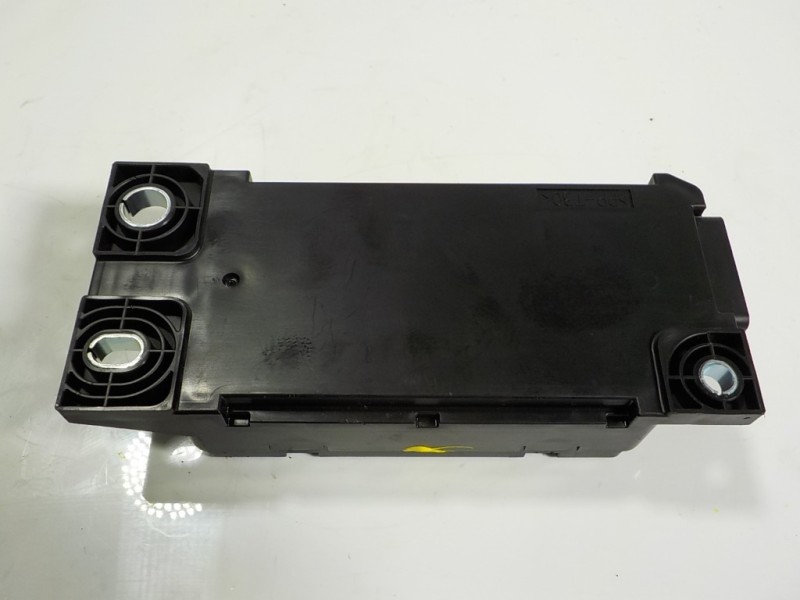 Recambio de modulo electronico para mazda 3 berlina (bp) evolution referencia OEM IAM  BCWB677G0A 