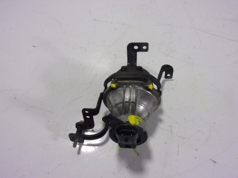 Recambio de faro antiniebla derecho para kia cee´d 1.6 gdi cat referencia OEM IAM 92202A2300  