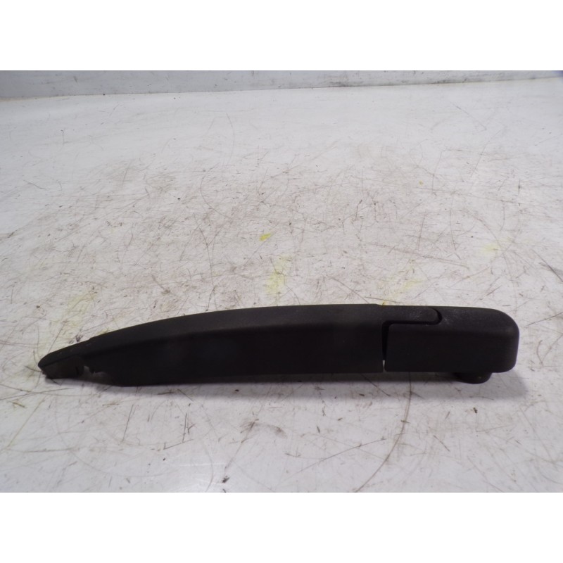 Recambio de brazo limpia trasero para citroën c4 cactus 1.2 12v vti referencia OEM IAM 1611872280  