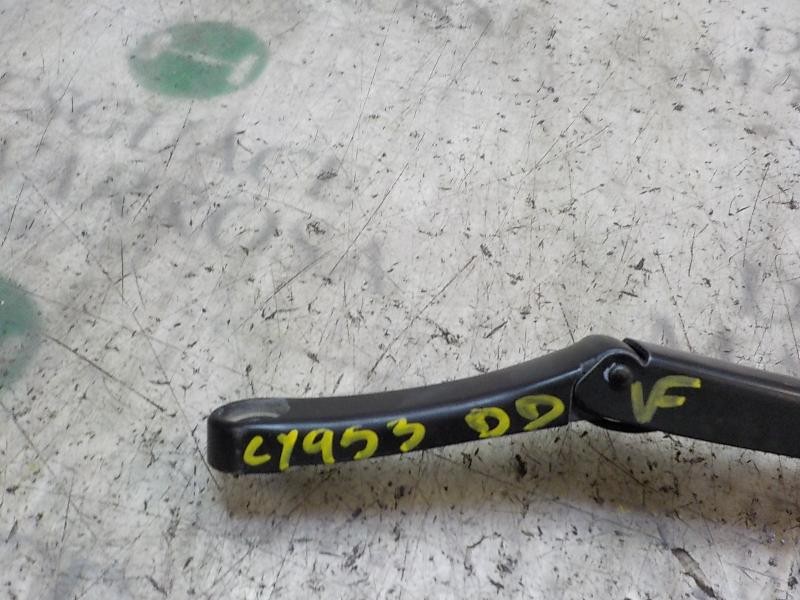 Recambio de brazo limpia delantero derecho para volkswagen golf vi (5k1) advance referencia OEM IAM 1Q195541003C  