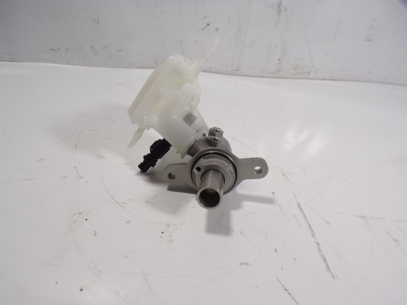 Recambio de bomba freno para toyota proace city 1.2 12v referencia OEM IAM   