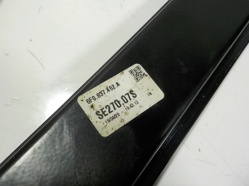 Recambio de elevalunas delantero derecho para seat ibiza (kj1) 1.0 referencia OEM IAM 6F0837462C 6F0837462A 