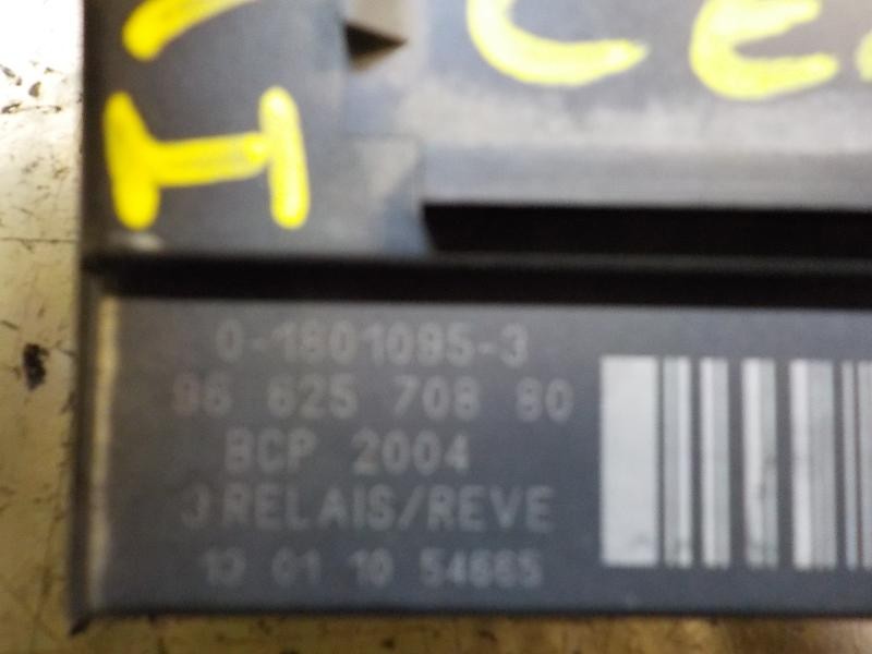 Recambio de caja precalentamiento para peugeot 308 1.6 hdi referencia OEM IAM 6500EJ 9662570880 