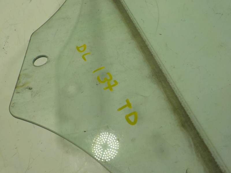 Recambio de cristal puerta trasero derecho para bmw x1 (e84) sdrive 20d referencia OEM IAM 51352990300  