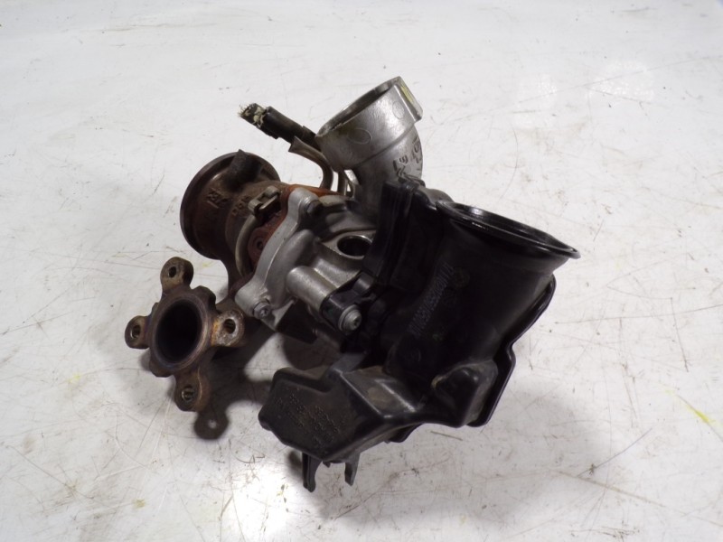 Recambio de turbocompresor para seat arona 1.0 tsi referencia OEM IAM 04C145703 04C145702T 