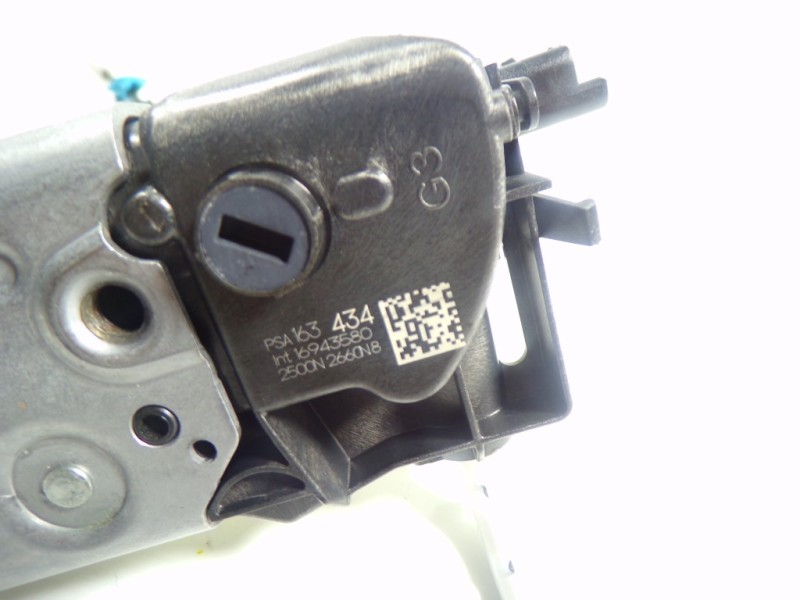 Recambio de cerradura puerta delantera izquierda para toyota proace city 1.2 12v referencia OEM IAM   