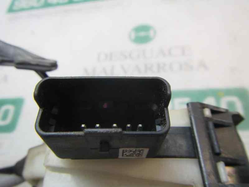 Recambio de cerradura puerta trasera derecha para peugeot 208 1.2 12v vti referencia OEM IAM   