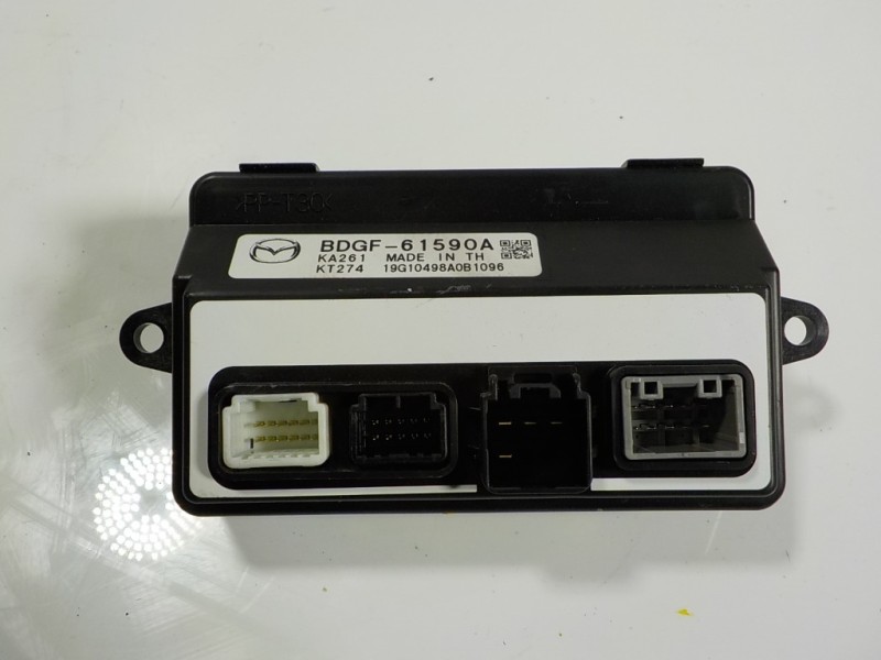 Recambio de modulo electronico para mazda 3 berlina (bp) evolution referencia OEM IAM  BDGF615590A 