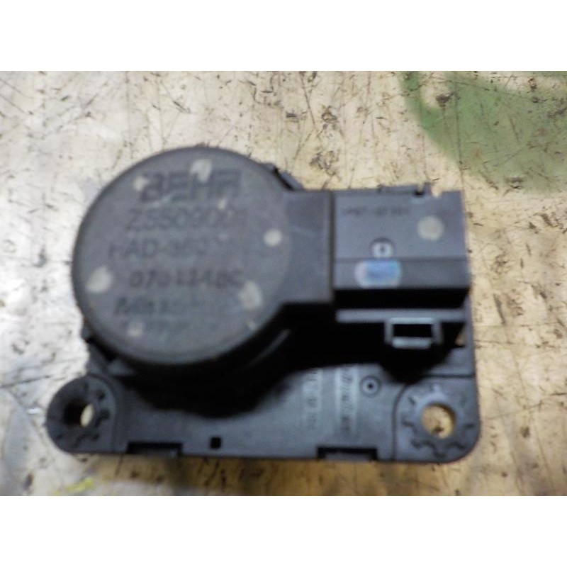 Recambio de motor electrico para peugeot 308 1.6 hdi referencia OEM IAM 6479E1  