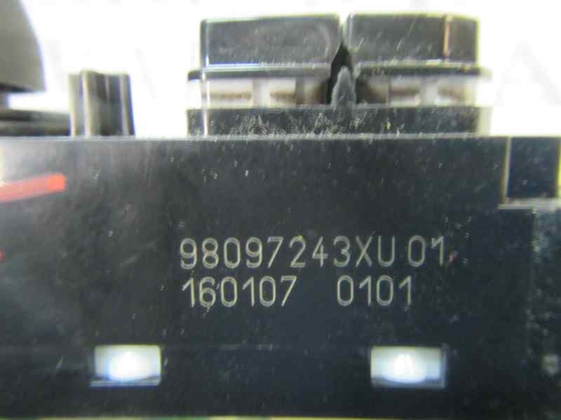 Recambio de mando multifuncion para peugeot 208 1.2 12v vti referencia OEM IAM   