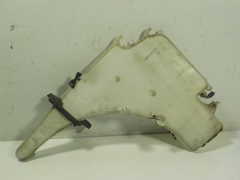 Recambio de deposito limpia para bmw x1 (e84) sdrive 20d referencia OEM IAM 61667238666 2992304 