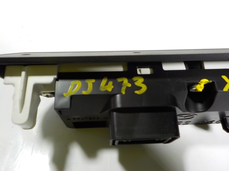 Recambio de modulo electronico para mazda 3 berlina (bp) evolution referencia OEM IAM  BDEL55260C 