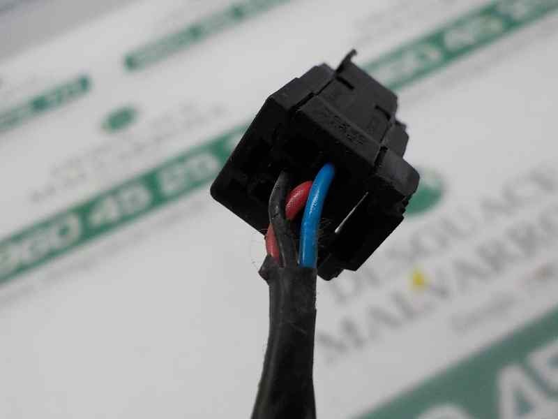 Recambio de piloto trasero derecho interior para peugeot 308 1.6 hdi referencia OEM IAM 9677818280 9677818280 