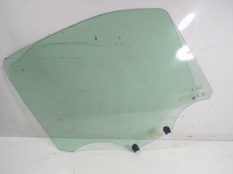 Recambio de cristal puerta delantero derecho para toyota proace city 1.2 12v referencia OEM IAM   