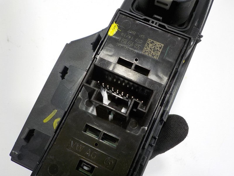 Recambio de mando elevalunas delantero izquierdo para seat ibiza (kj1) 1.0 referencia OEM IAM  5G0959857F 