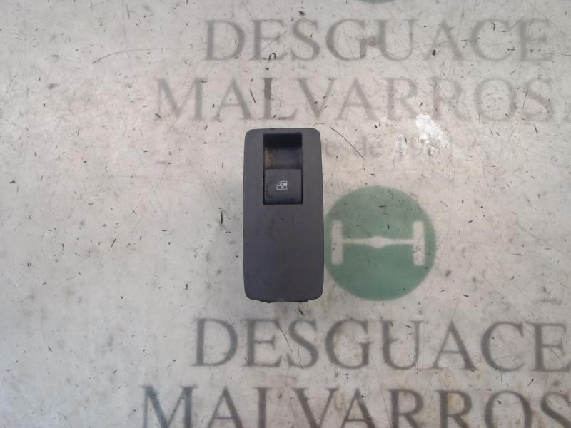 Recambio de mando elevalunas trasero derecho para opel insignia sports tourer selective referencia OEM IAM 13301888  