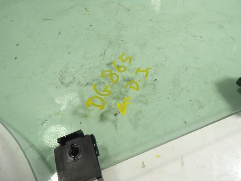 Recambio de cristal puerta delantero izquierdo para toyota proace city 1.2 12v referencia OEM IAM   