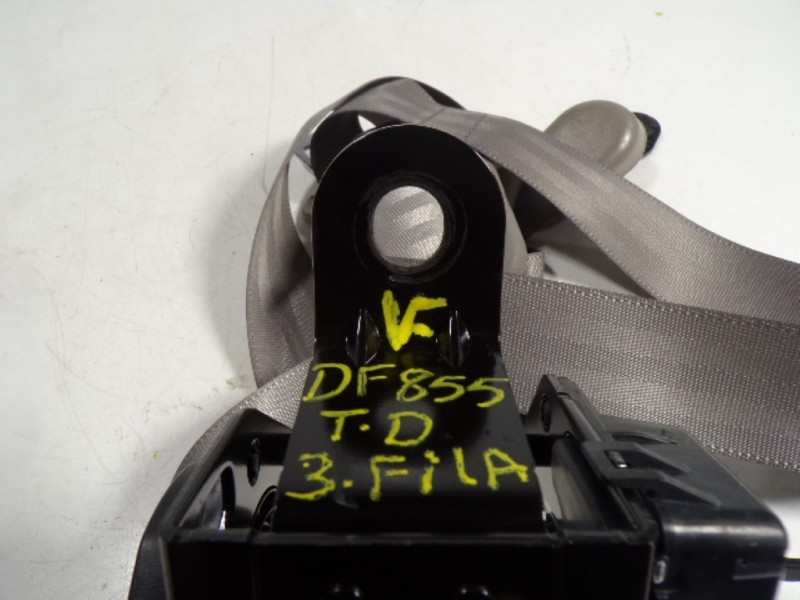 Recambio de cinturon seguridad trasero derecho para ssangyong rodius 2.2 td cat referencia OEM IAM   