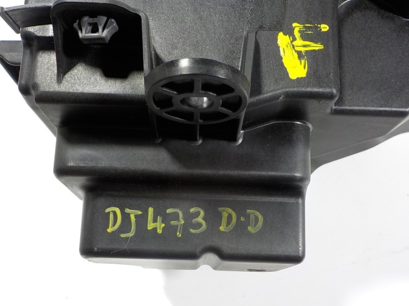 Recambio de modulo electronico para mazda 3 berlina (bp) evolution referencia OEM IAM  BDJD6696X 