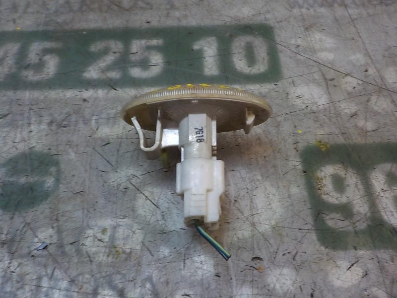 Recambio de piloto lateral derecho para fiat sedici (189) 1.9 jtd 8v (d19aa) referencia OEM IAM 71750075  